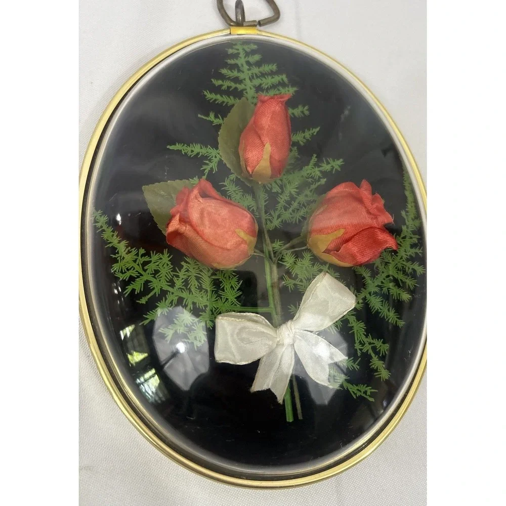 Bubble Convex Frame Vintage Preserved Rose Arrangement With Bow